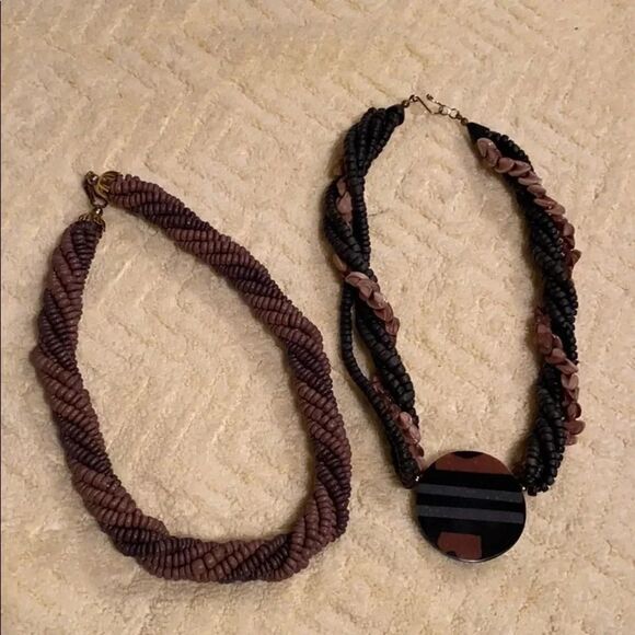 2 Vintage‎ Wooden Chunky Necklaces - Picture 1 of 5
